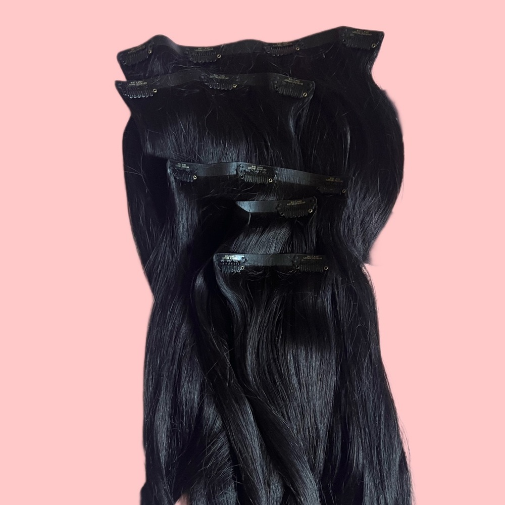 🔴 S O L D BELLAMI Silk Seam Off Black Hair Extensions